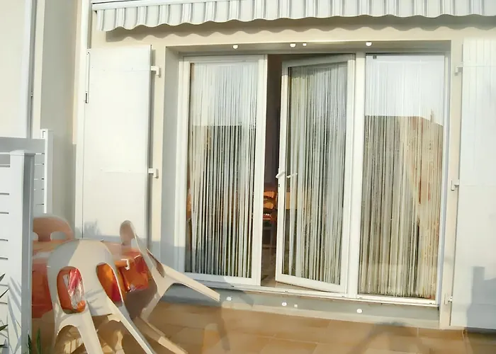 Maison D'une A Dame De Monts A 800 M De La Avec Vue Sur La Terrasse Amenagee Et Wifi Hébergement de vacances Notre-Dame-de-Monts