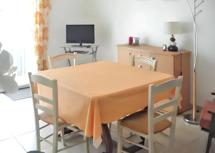 Hébergement de vacances Maison D'une A Dame De Monts A 800 M De La Avec Vue Sur La Terrasse Amenagee Et Wifi Notre-Dame-de-Monts